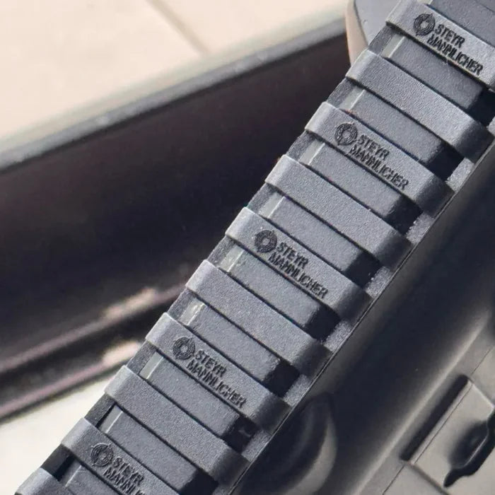 Steyr Arm Penutup Rail Cover Picatinny 21 Slot Antiskid Rubber Grip - ORIGINAL