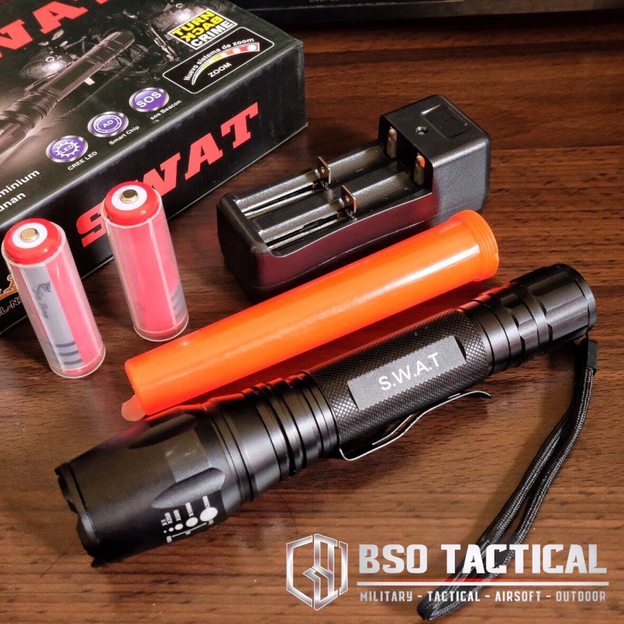 Senter Outdoor LED Flashlight Zoom 2 Rechargeable Battery Set