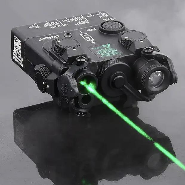 Senter Laser DBAL A2 Tactical Light LED Flaslight with Switch