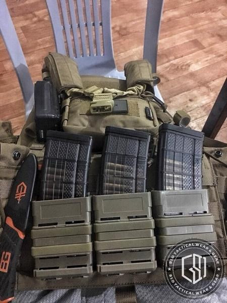Fast Mag Tactical 556 Double Mag Pouch Molle Rubber Clip